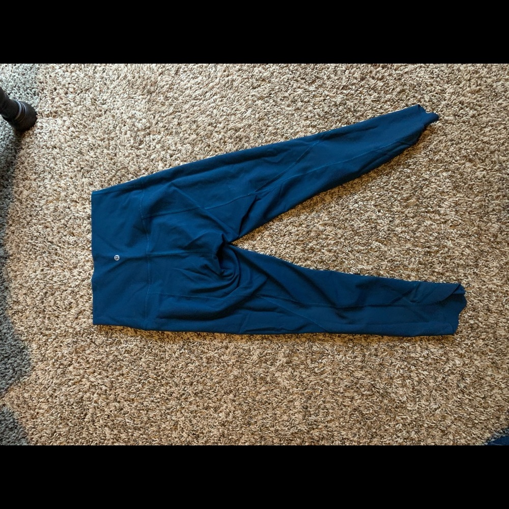 Scalloped Lululemon 7/8 leggings